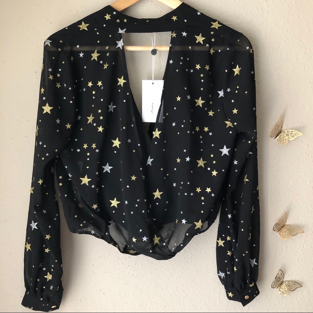 NWT Lovers + Friends Whisper Black Star Top - Picture 3 of 4